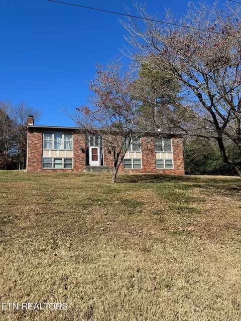 8001 NW Bennington Dr #9, Knoxville, TN 37909