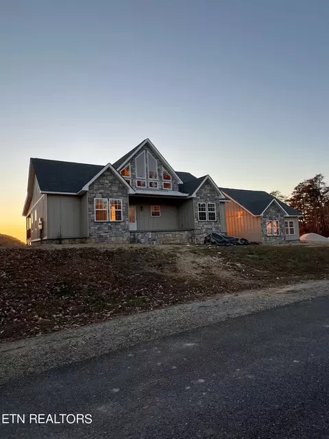 1213 Wind Rush Way, Monterey, TN 38574