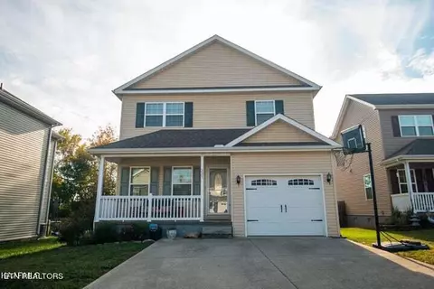 227 Heritage Crossing Dr, Maryville, TN 37804