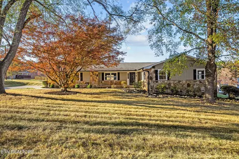 7734 Hoff Ln, Knoxville, TN 37938