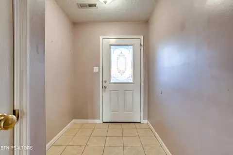 7925 Eldin Way, Powell, TN 37849 photo 3