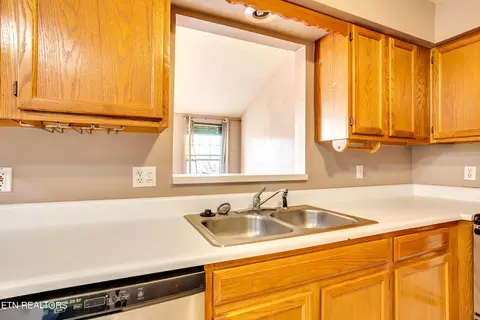 7925 Eldin Way, Powell, TN 37849 photo 9