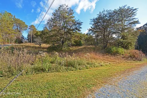 Lum Way, Sevierville, TN 37876