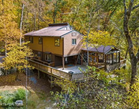 1043 Gap Creek Rd, Elizabethton, TN 37643