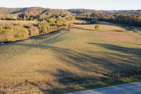 2 Buttermilk Road West, Kingston, TN 37763