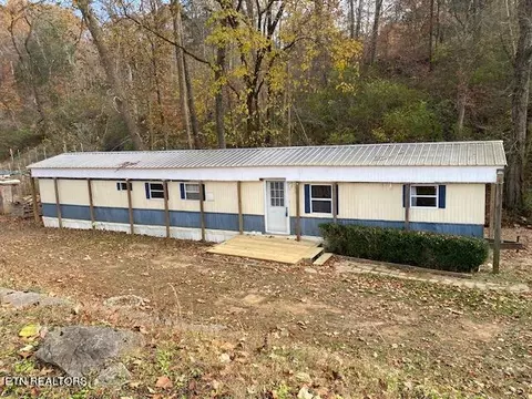 2315 E Wolf Valley Rd, Clinton, TN 37716