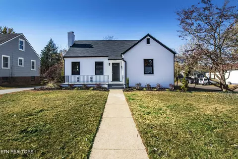 3121 Bellevue St, Knoxville, TN 37917