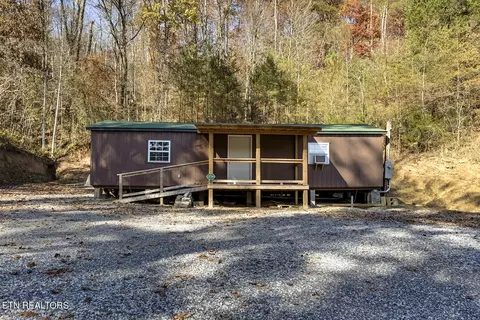 2724 Hwy 39 E, Englewood, TN 37329