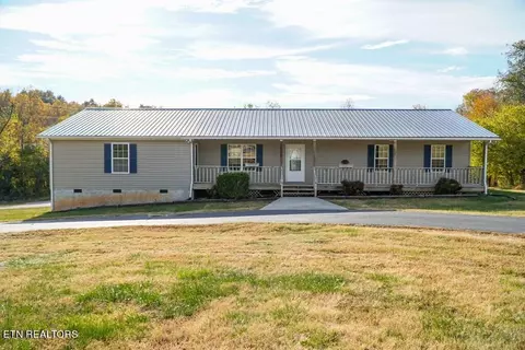 3495 Wj Robinson Rd, Cookeville, TN 38506