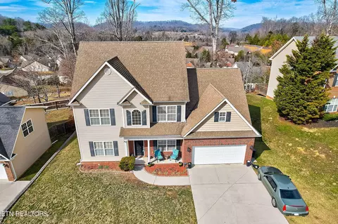 3023 Oakleigh Township Dr, Knoxville, TN 37921