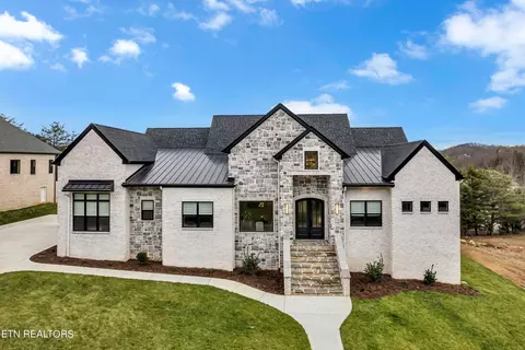 130 Rockbridge Greens Blvd, Oak Ridge, TN 37830