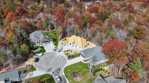 14 Laurelwood Cir, Crossville, TN 38558