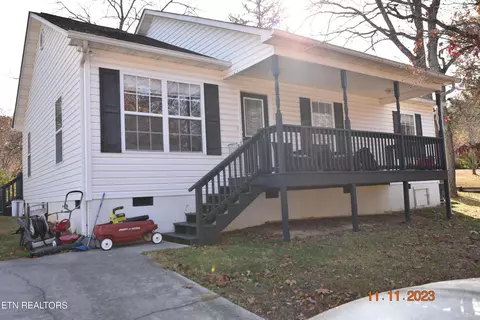 5304 Pinnacle Dr, Knoxville, TN 37914
