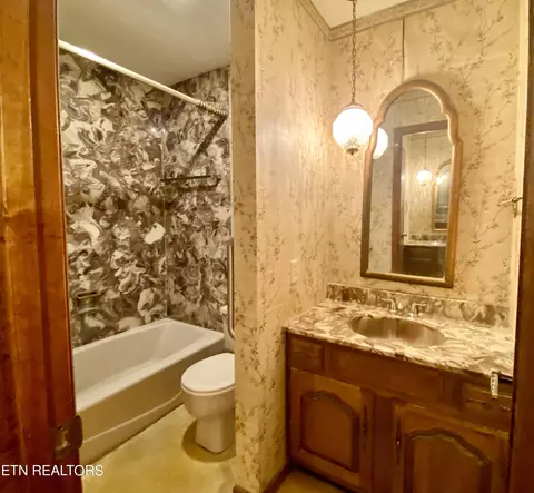 7932 Castlecomb Rd, Powell, TN 37849 photo 19