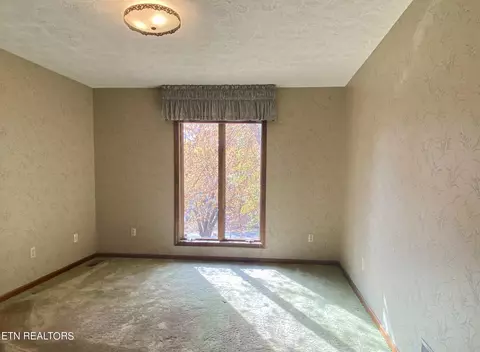 7932 Castlecomb Rd, Powell, TN 37849 photo 21