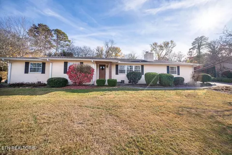 7100 Downing Dr, Knoxville, TN 37909