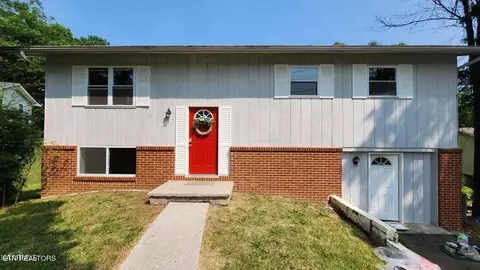 112 Audubon Rd, Oak Ridge, TN 37830