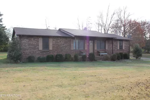 370 Petite Dr, Cookeville, TN 38501