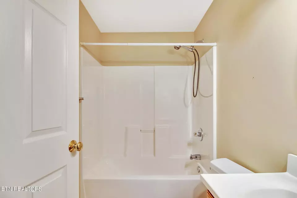 100 Macaw Ln, Oak Ridge, TN 37830 photo 38