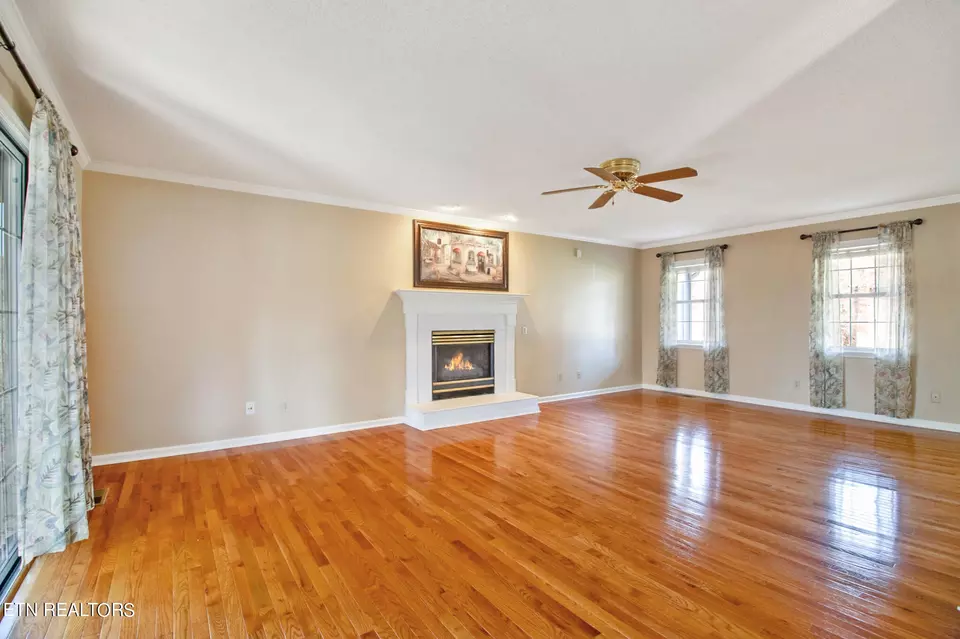  100 Macaw Ln, Oak Ridge, TN 37830 photo 10