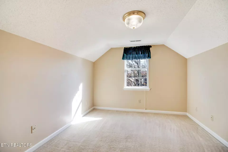  100 Macaw Ln, Oak Ridge, TN 37830 photo 22