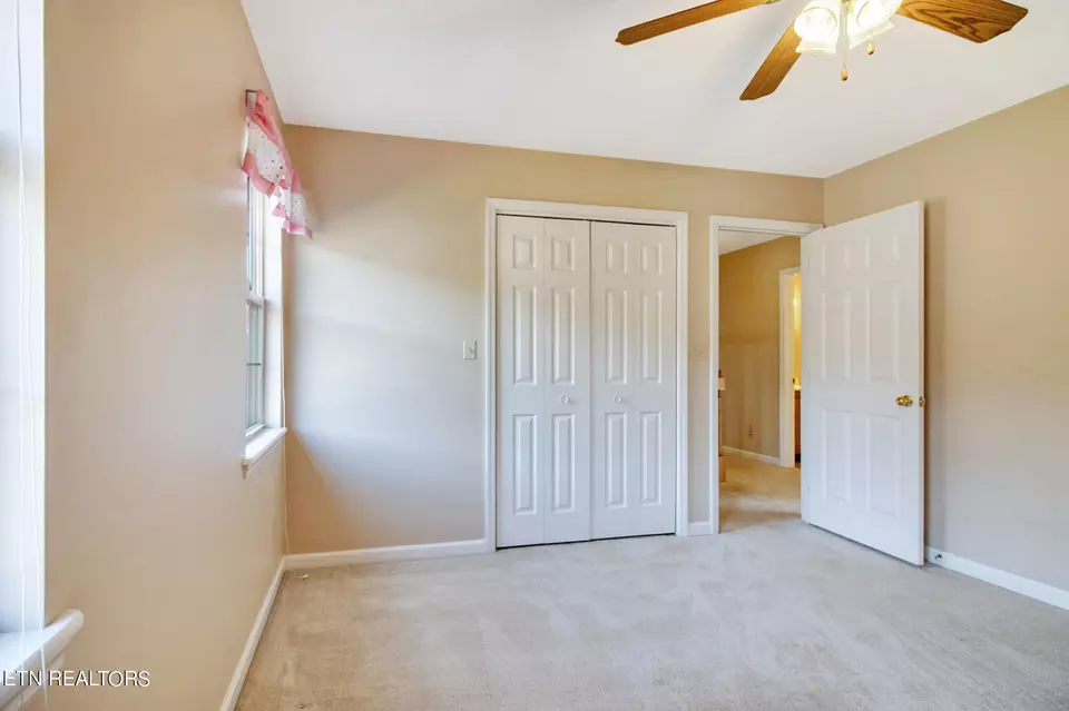  100 Macaw Ln, Oak Ridge, TN 37830 photo 29