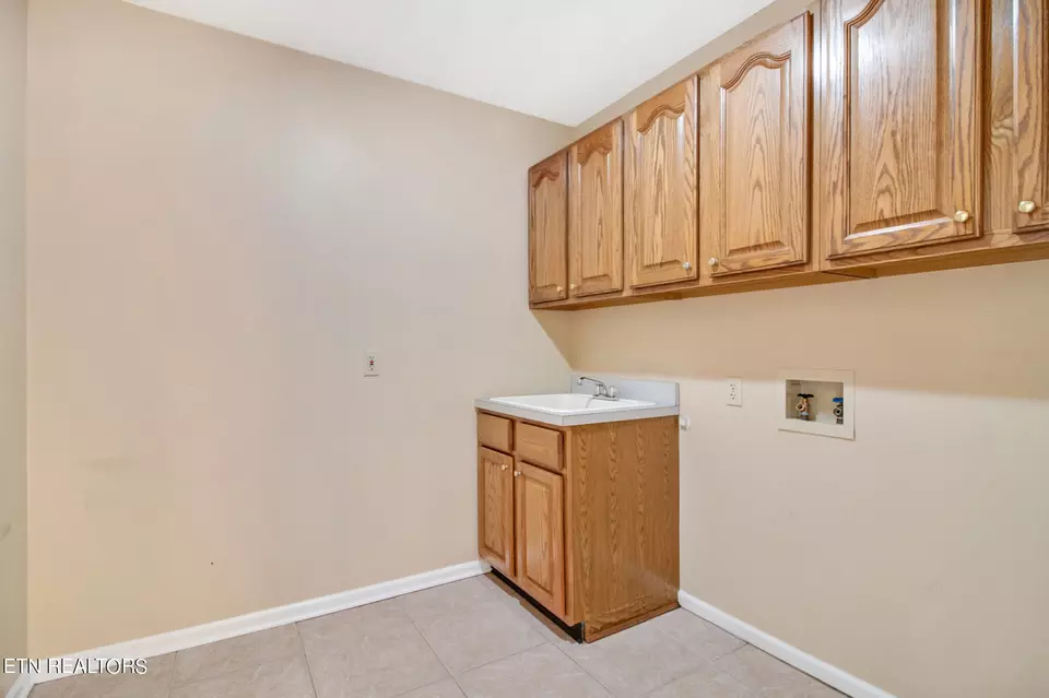  100 Macaw Ln, Oak Ridge, TN 37830 photo 16