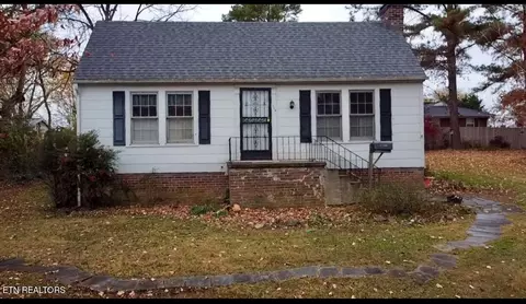 104 Crawford Rd, Knoxville, TN 37918