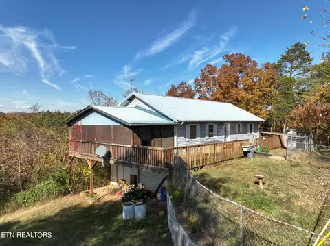 Undisclosed, Dandridge, TN 37725