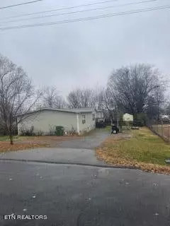 1815 Griffin Ave, Maryville, TN 37804