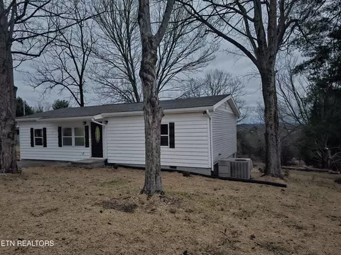 5201 Loudon Ridge Rd, Lenoir City, TN 37771