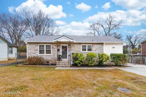 3032 Woodbine Ave, Knoxville, TN 37914