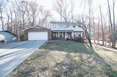 8056 Camberley Dr, Powell, TN 37849