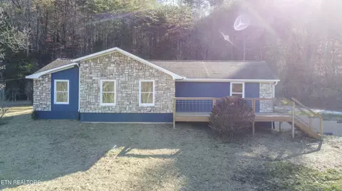 441 Johnson Rd, Maynardville, TN 37807