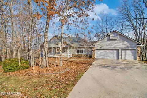 145 Havenridge Cir, Crossville, TN 38558