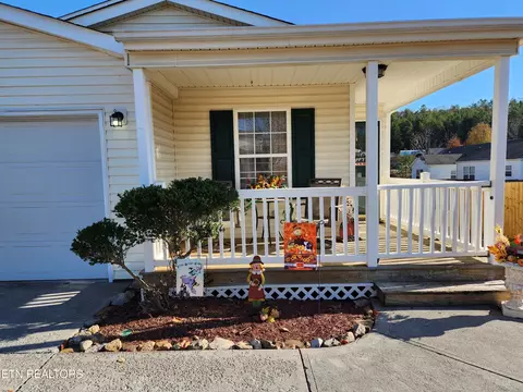 10556 Lone Star Way, Knoxville, TN 37932
