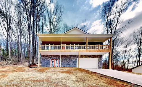 110 Waymier Rd, Sweetwater, TN 37874