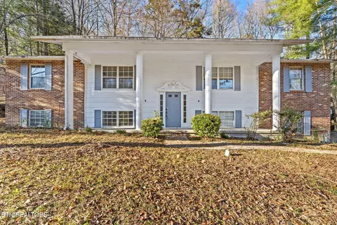 234 Gum Hollow Rd, Oak Ridge, TN 37830