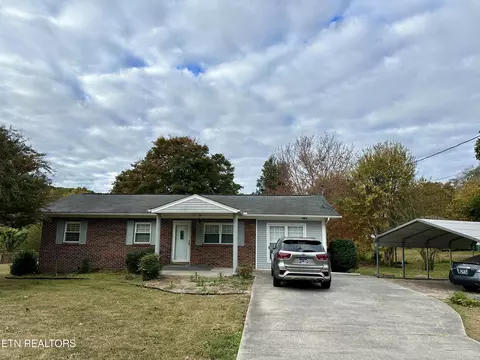 194 Lindner Ln, Lenoir City, TN 37772