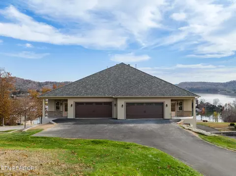 2434 Grand View Ct, Kingston, TN 37763