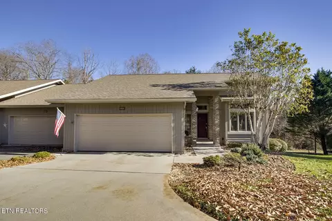 223 Bokoshe Cir, Loudon, TN 37774
