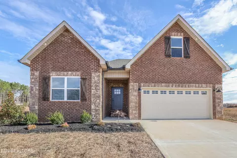 918 Loblolly Ln, Maryville, TN 37801