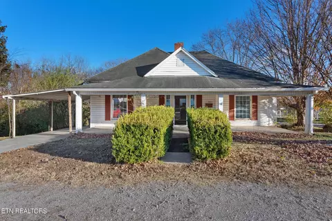 931 Louisiana Ave, Etowah, TN 37331