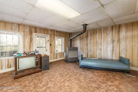 176 Moulton Rd, Fall Branch, TN 37656 photo 3