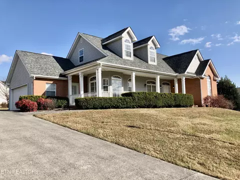 5700 Artistry Rd, Knoxville, TN 37918