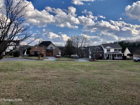 Undisclosed, Knoxville, TN 37918