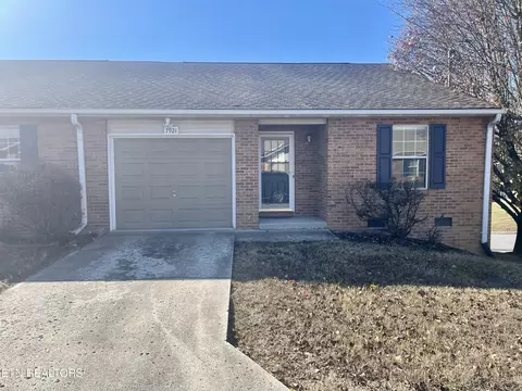 7921 Biltmore Way, Powell, TN 37849