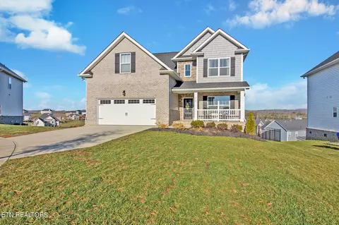 110 Chaseberry Rd, Oak Ridge, TN 37830