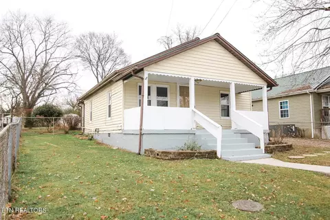 723 W Louise Ave, Morristown, TN 37813