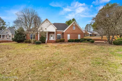 207 Fairlane Dr, Sweetwater, TN 37874